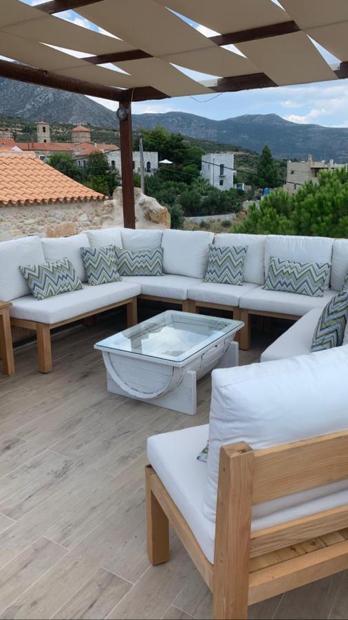 Vetilios Lithos Boutique Hotel Néon Oítilon Buitenkant foto