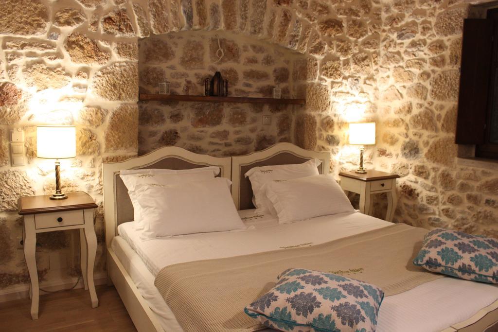 Vetilios Lithos Boutique Hotel Néon Oítilon Buitenkant foto