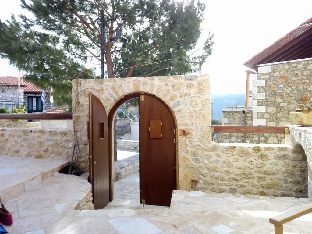 Vetilios Lithos Boutique Hotel Néon Oítilon Buitenkant foto